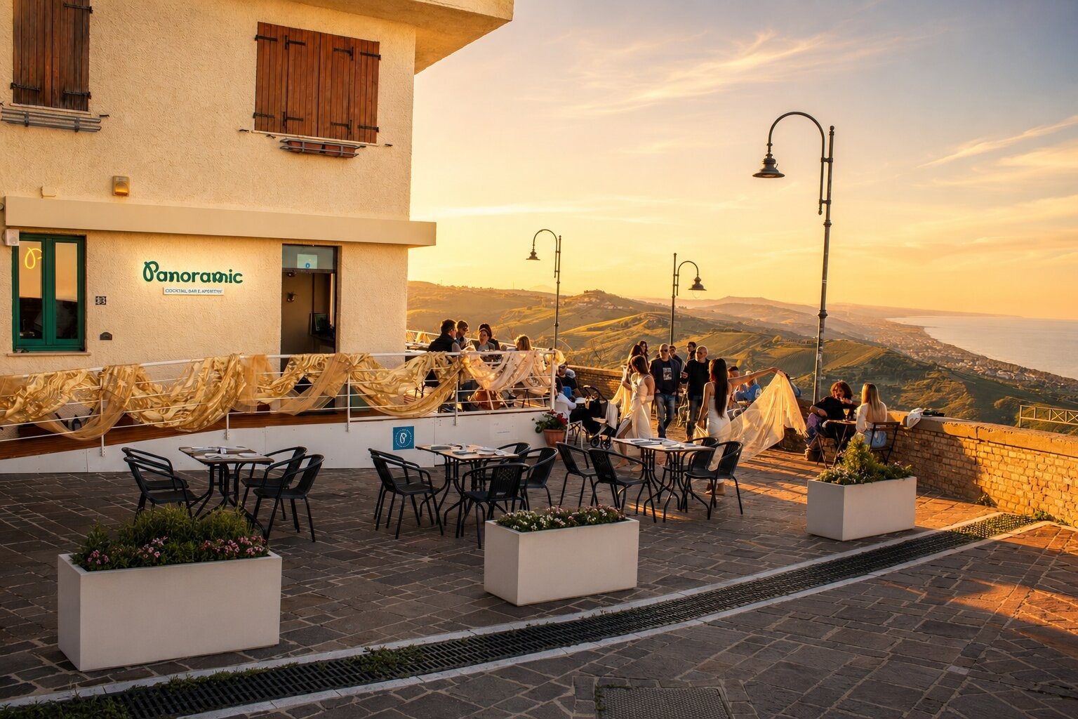 Esterno del cocktail bar Panoramic a Silvi